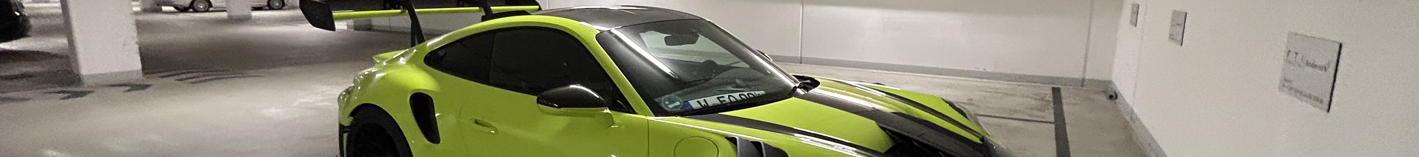 Porsche 992 GT3 RS Weissach Package