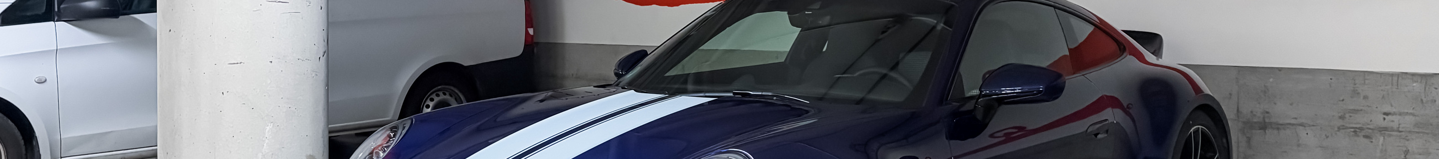 Porsche 992 Sport Classic