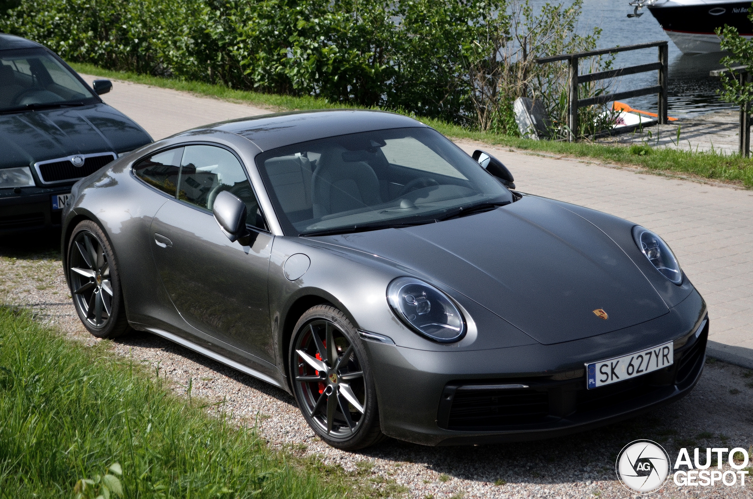 Porsche 992 Carrera 4S