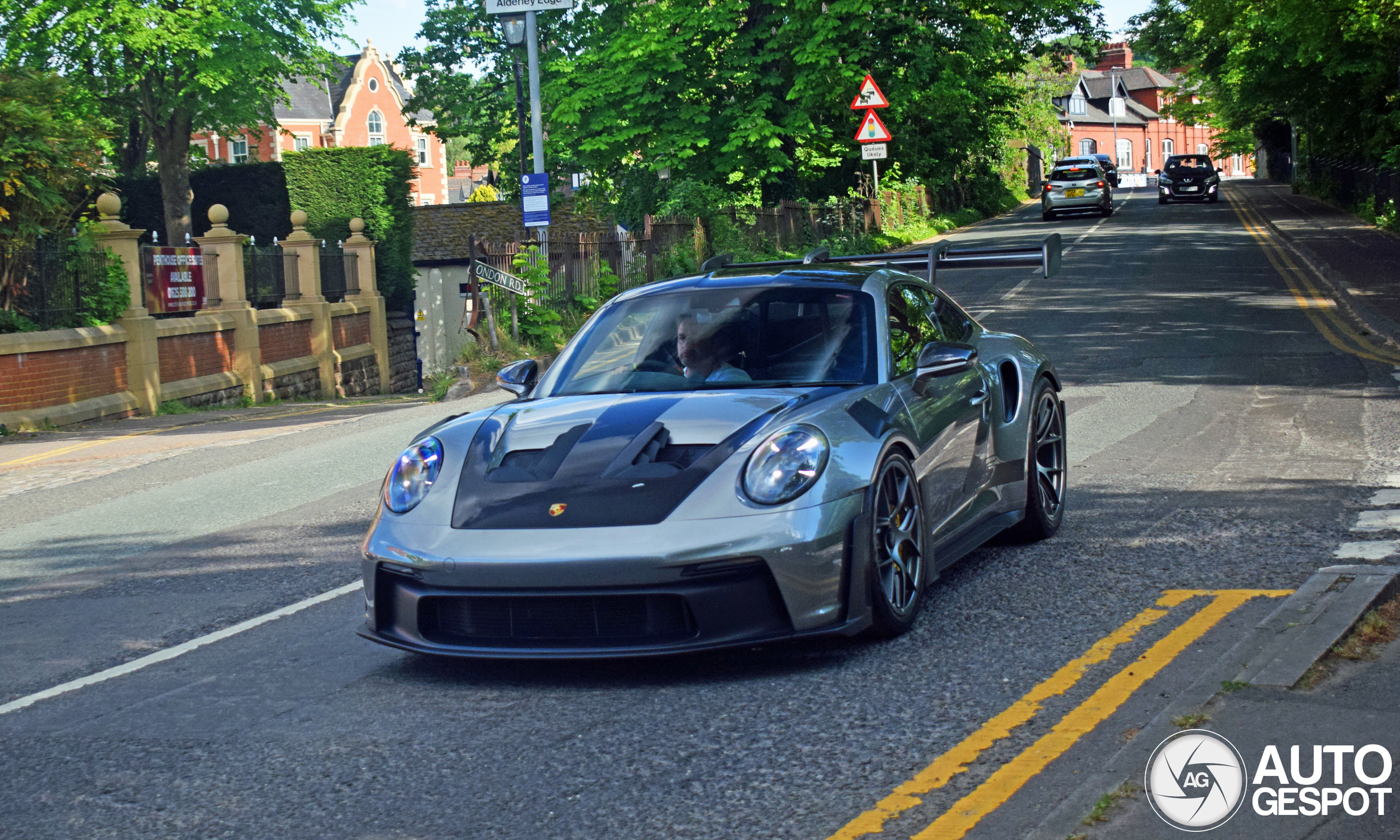 Porsche 992 GT3 RS Weissach Package