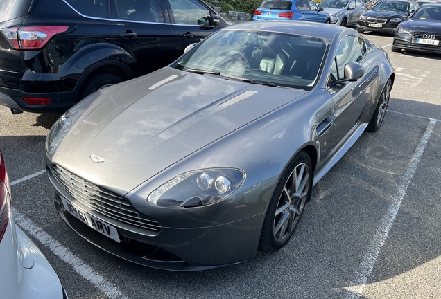 Aston Martin V8 Vantage S