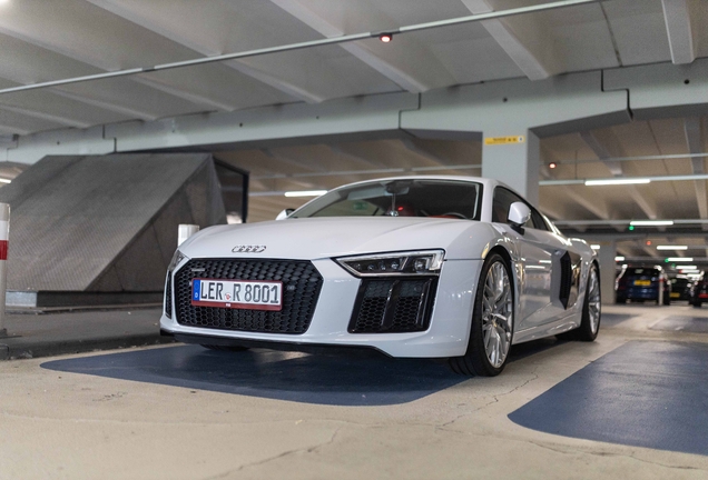 Audi R8 V10 2015