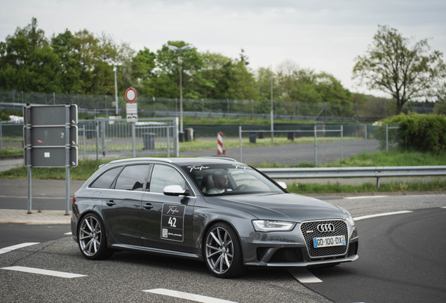 Audi RS4 Avant B8