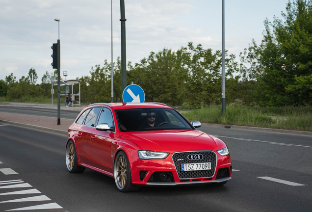 Audi RS4 Avant B8