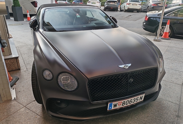 Bentley Continental GTC 2019