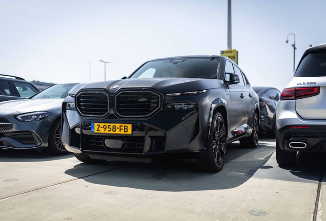 BMW XM G09