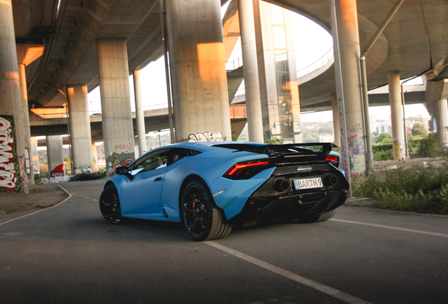Lamborghini Huracán LP640-2 Tecnica