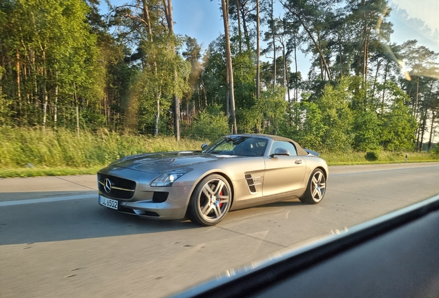 Mercedes-Benz SLS AMG Roadster