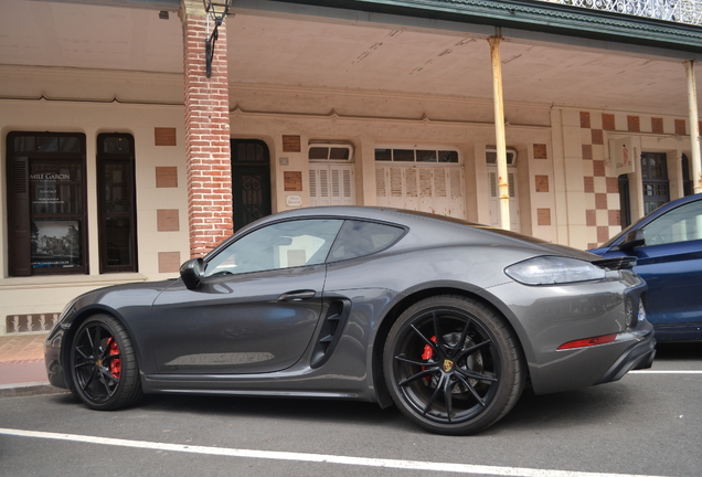 Porsche 718 Cayman GTS
