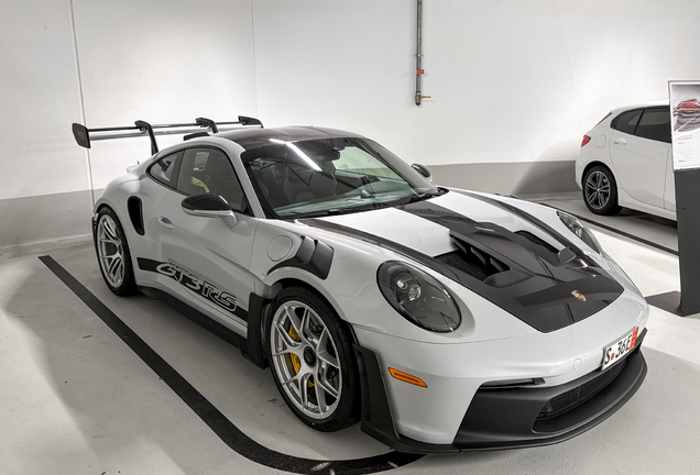 Porsche 992 GT3 RS Weissach Package