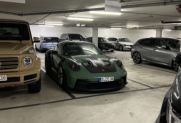 Porsche 992 GT3 RS Weissach Package