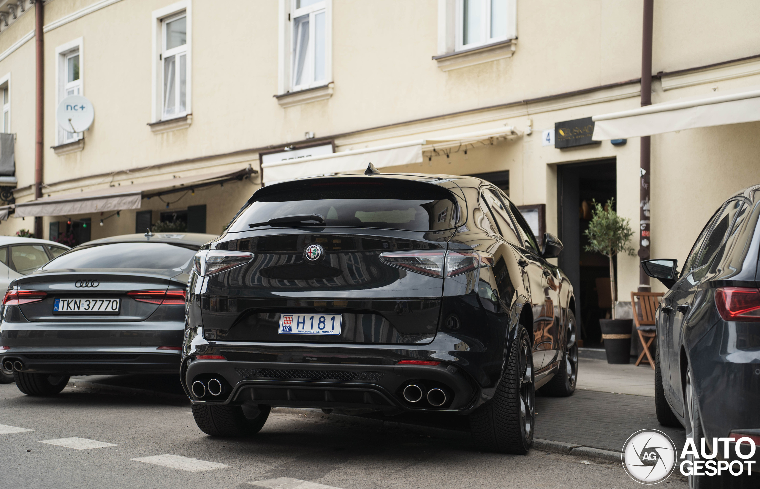 Alfa Romeo Stelvio Quadrifoglio 2023