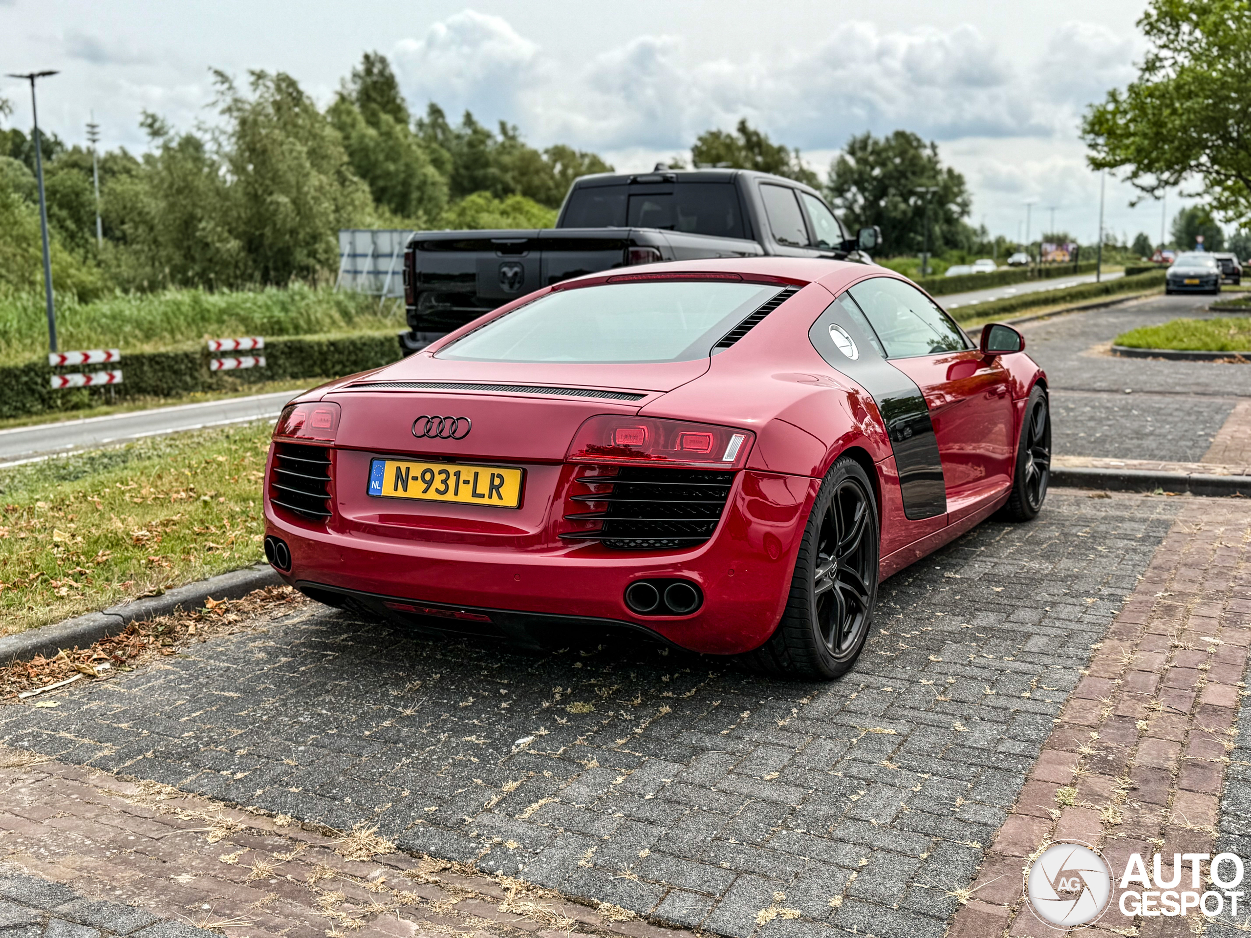 Audi R8