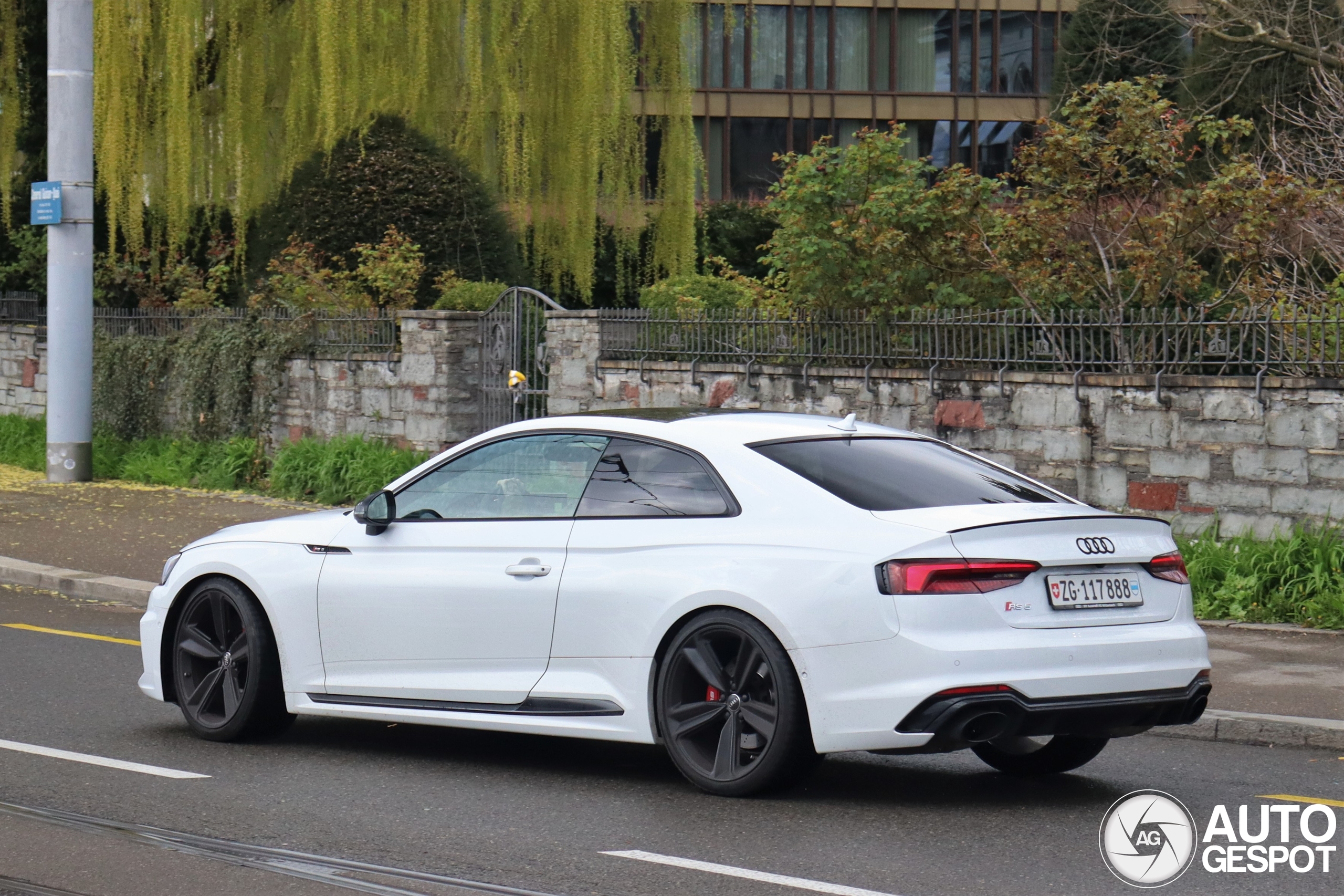 Audi RS5 B9