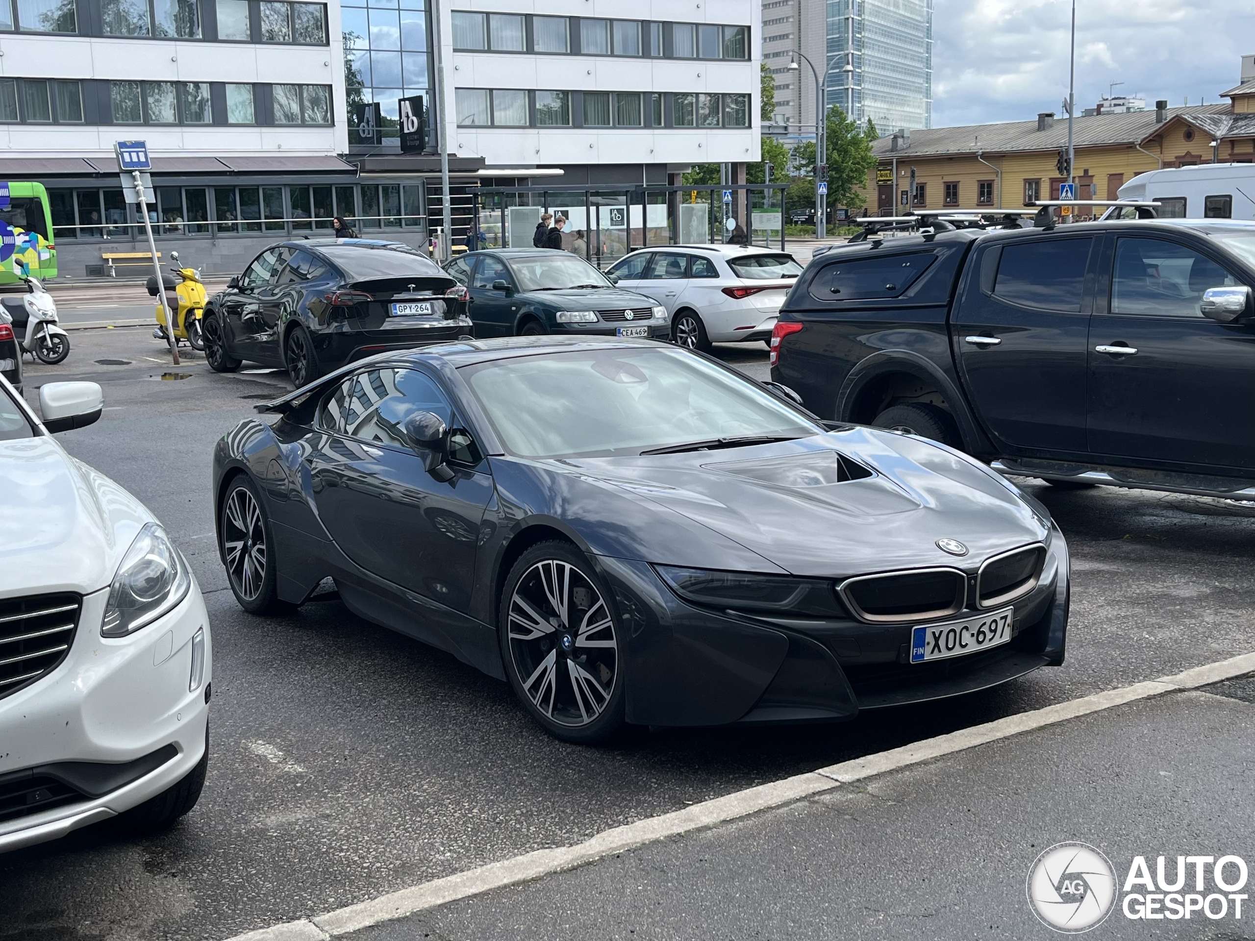 BMW i8