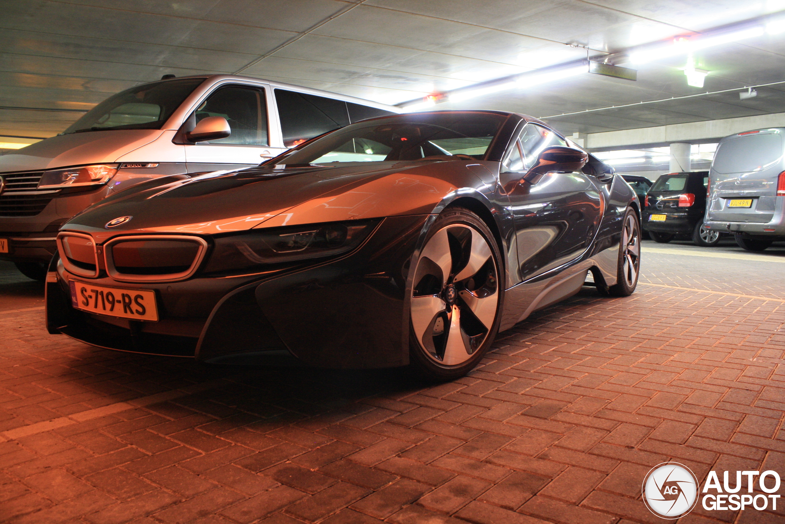BMW i8 Roadster