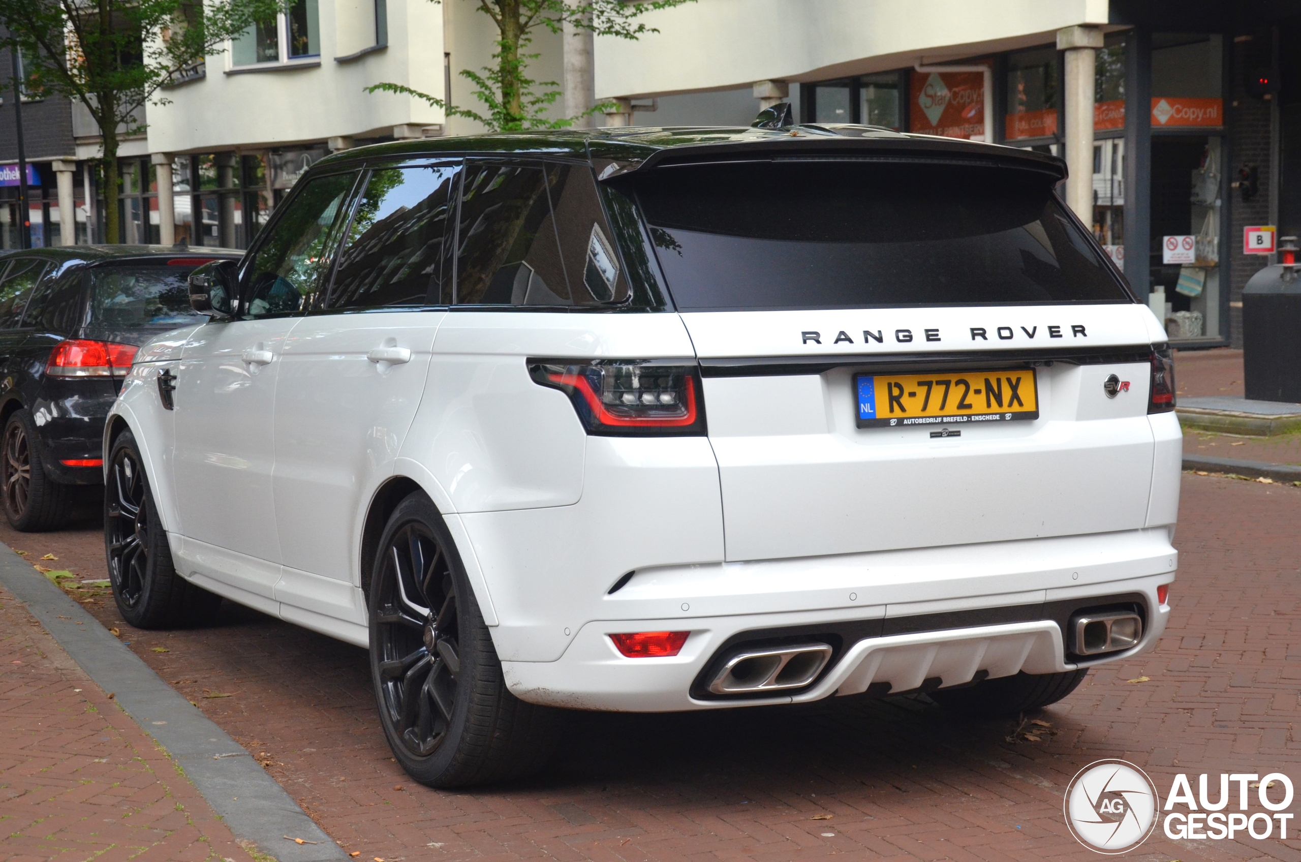 Land Rover Range Rover Sport SVR 2018