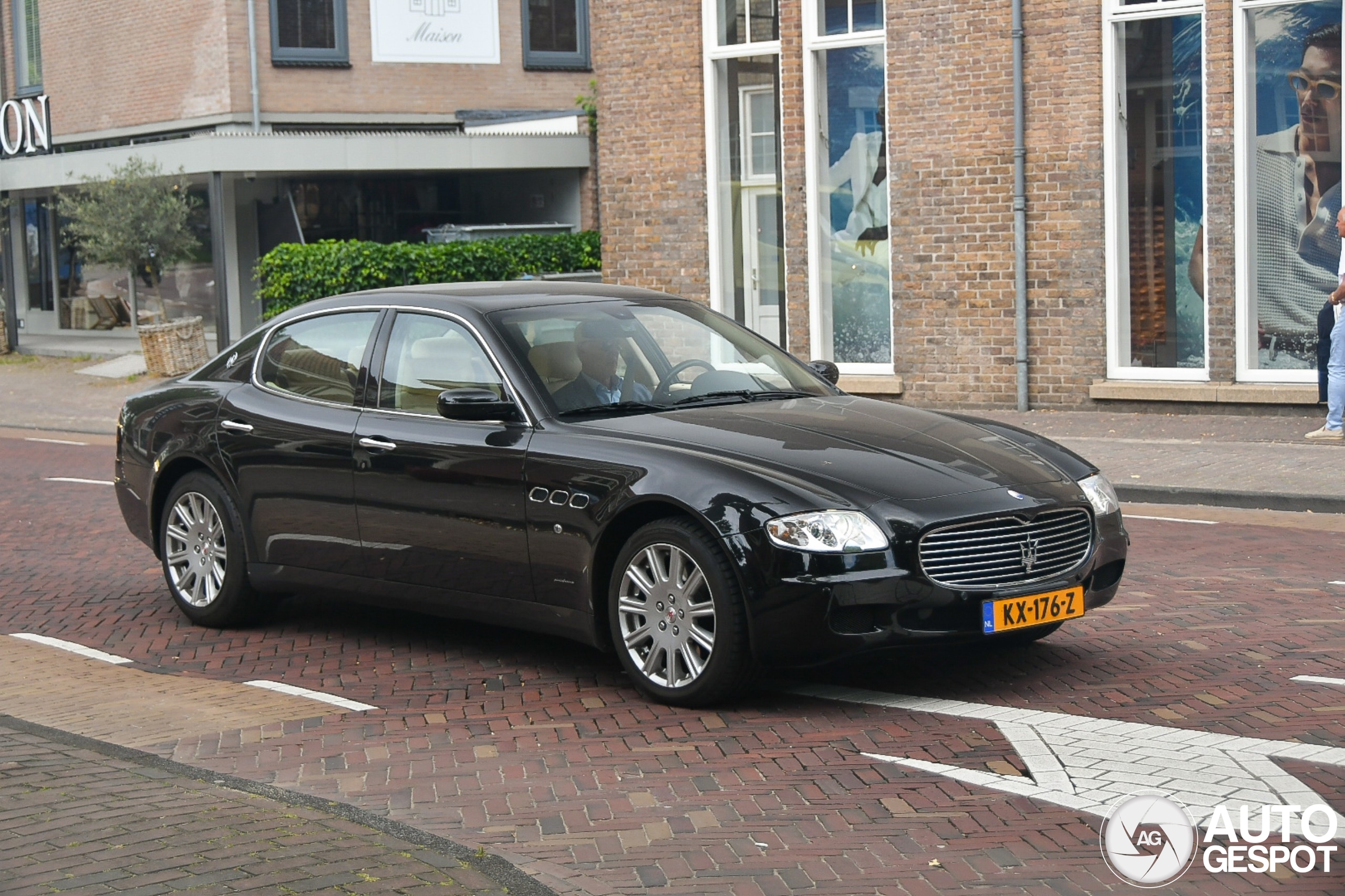 Maserati Quattroporte
