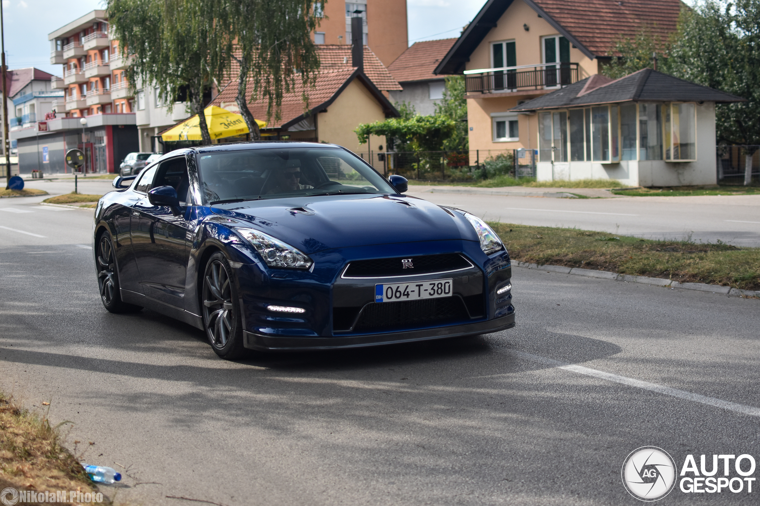Nissan GT-R 2011
