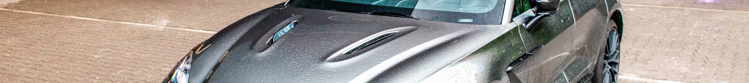 Aston Martin DBX707