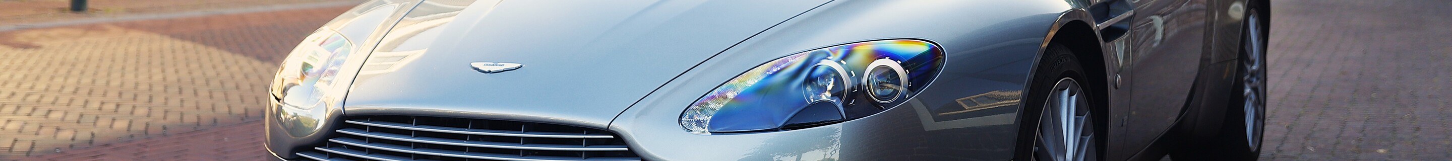 Aston Martin V8 Vantage
