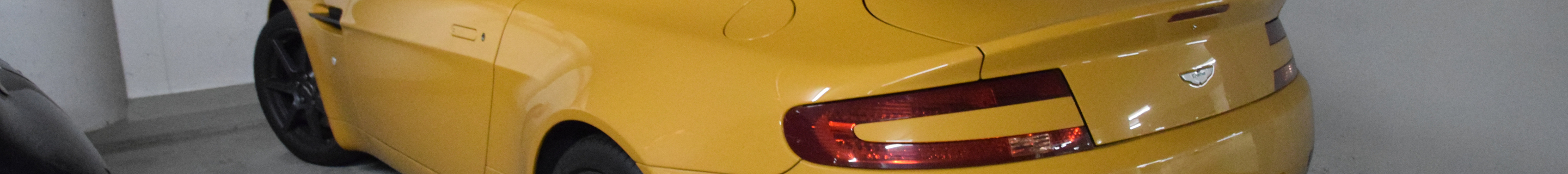Aston Martin V8 Vantage
