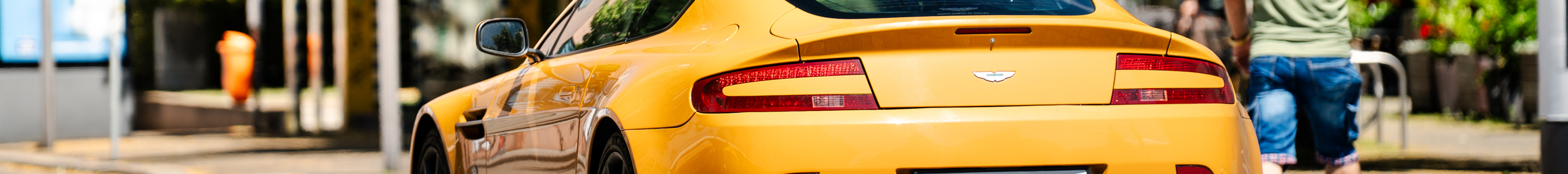 Aston Martin V8 Vantage
