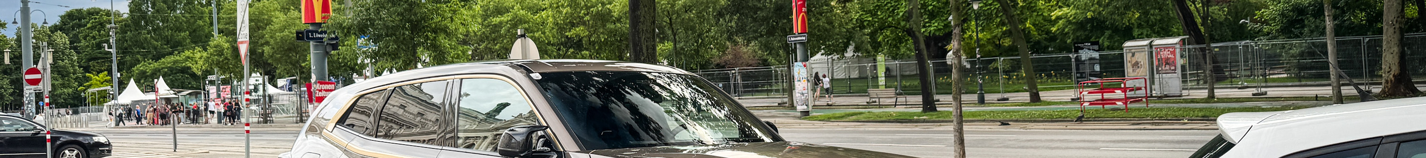 BMW XM G09
