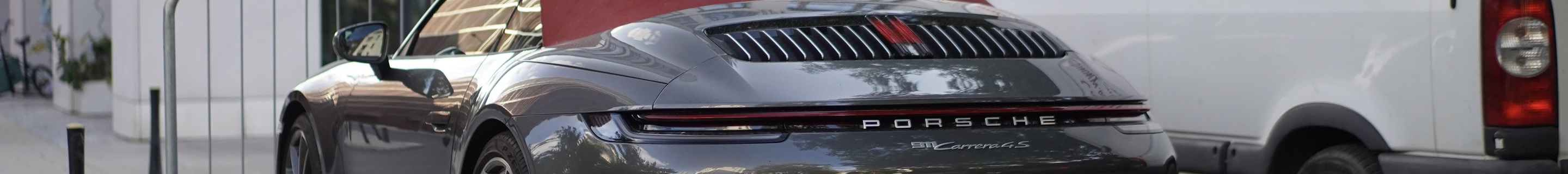 Porsche 992 Carrera 4S Cabriolet