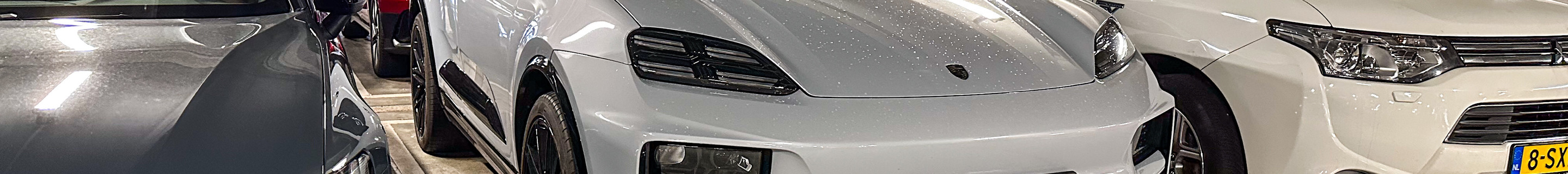 Porsche Macan EV Turbo