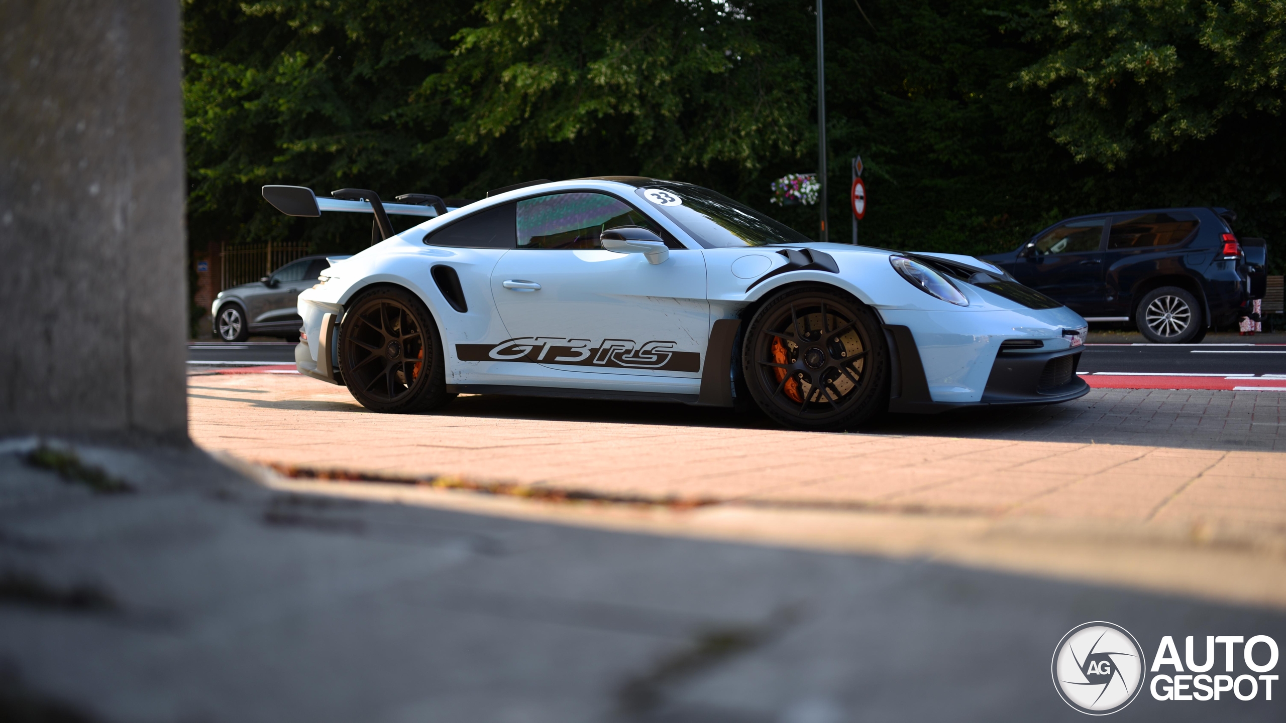 Porsche 992 GT3 RS Weissach Package