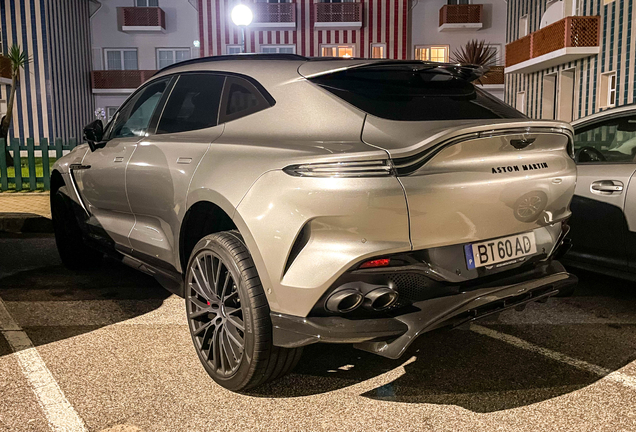 Aston Martin DBX707