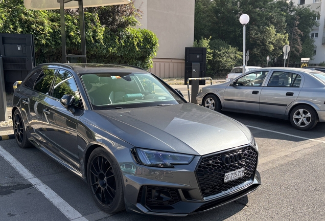 Audi RS4 Avant B9