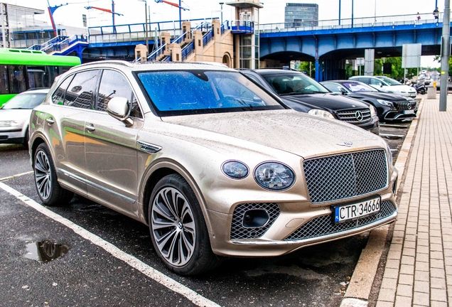 Bentley Bentayga Hybrid 2021