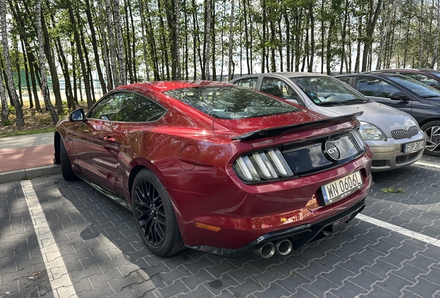 Ford Mustang GT 2015