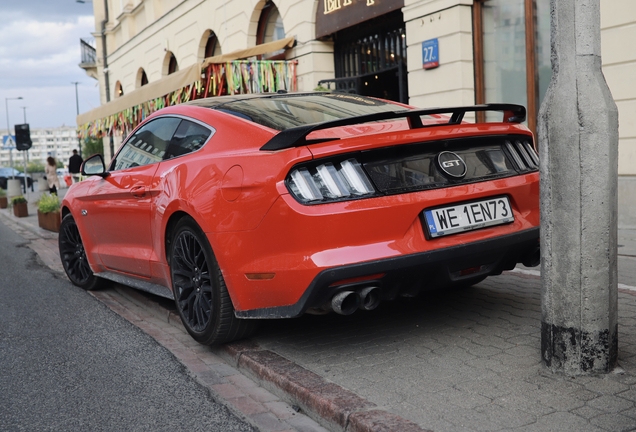 Ford Mustang GT 2015