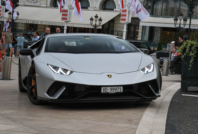 Lamborghini Huracán LP640-4 Performante