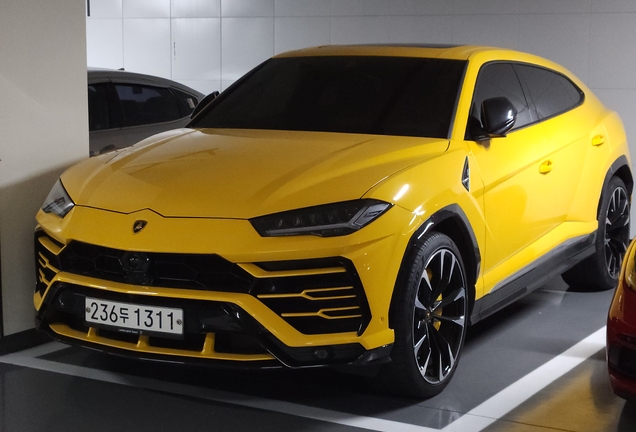 Lamborghini Urus