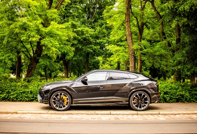 Lamborghini Urus S
