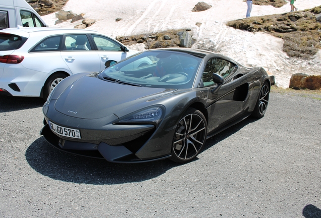 McLaren 570S