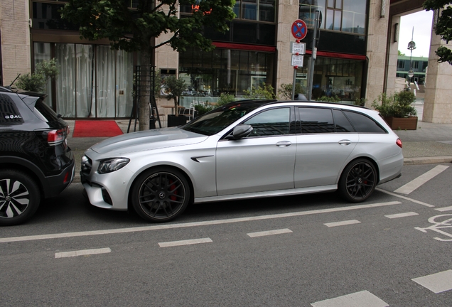 Mercedes-AMG E 63 S Estate S213