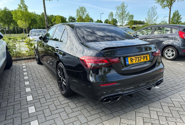 Mercedes-AMG E 63 S W213 2021