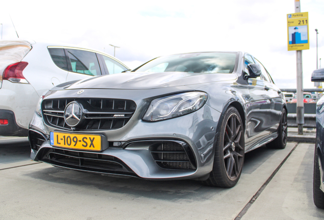 Mercedes-AMG E 63 S W213