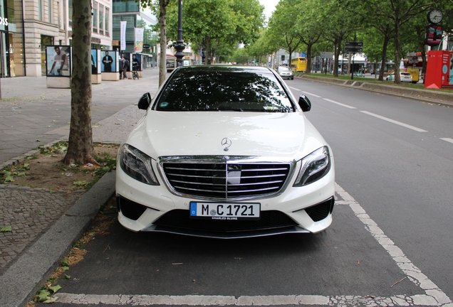 Mercedes-Benz S 63 AMG V222