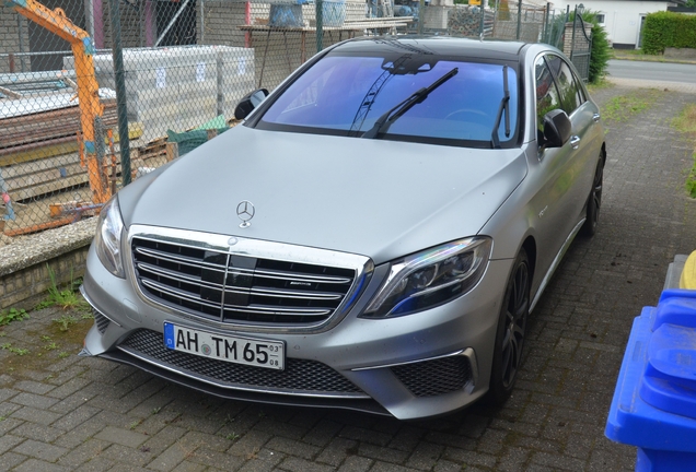 Mercedes-Benz S 65 AMG V222
