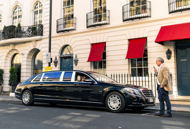 Mercedes-Maybach S 600 Pullman VV222