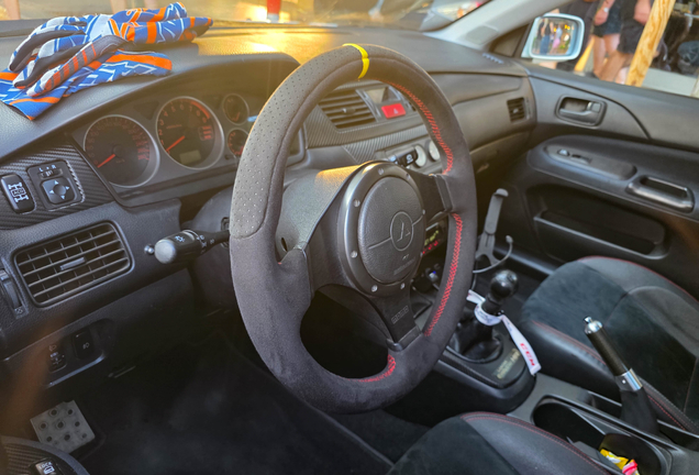 Mitsubishi Lancer Evolution IX MR