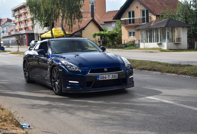 Nissan GT-R 2011