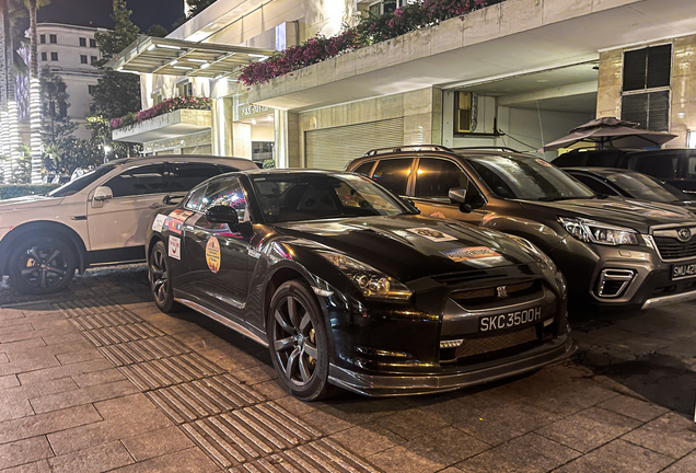 Nissan GT-R