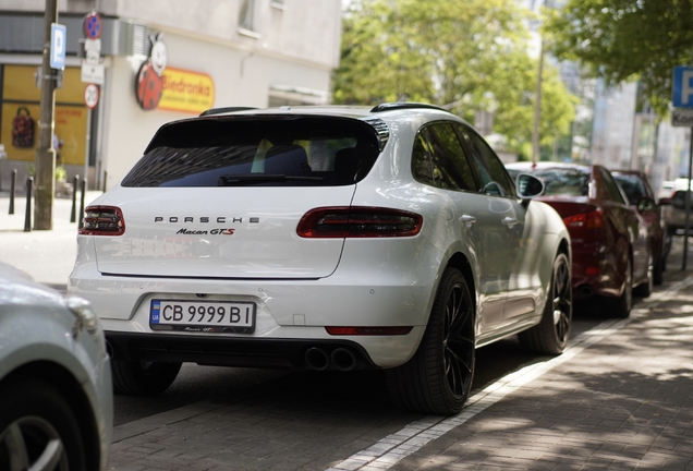 Porsche 95B Macan GTS